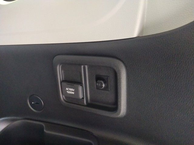 TOYOTA SIENTA HYBRID 2023