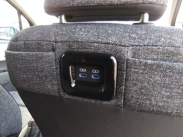 TOYOTA SIENTA HYBRID 2023