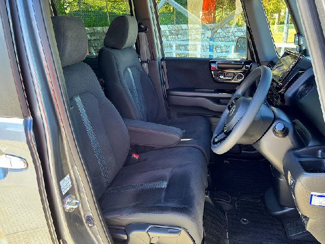 HONDA N BOX CUSTOM 2021