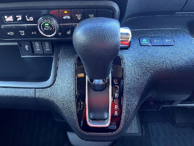 HONDA N BOX CUSTOM 2021