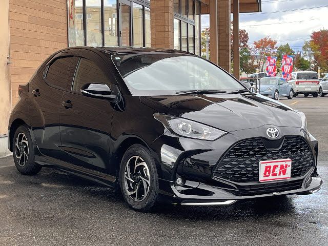 TOYOTA YARIS 2024