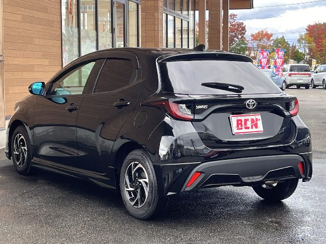TOYOTA YARIS 2024
