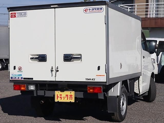 TOYOTA TOWNACE truck 2WD 2023