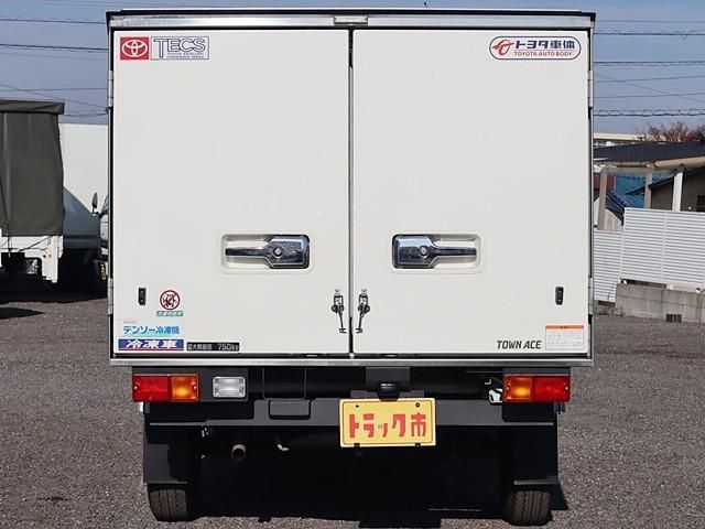 TOYOTA TOWNACE truck 2WD 2023