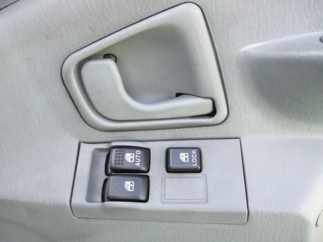 MITSUBISHI CANTER GUTS 1996