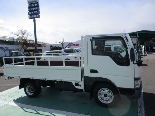 MAZDA TITAN DUSH 2004