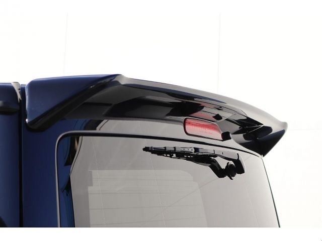 TOYOTA HIACE van 4WD 2018