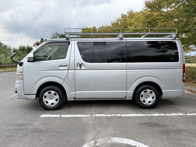 TOYOTA HIACE van 4WD 2014