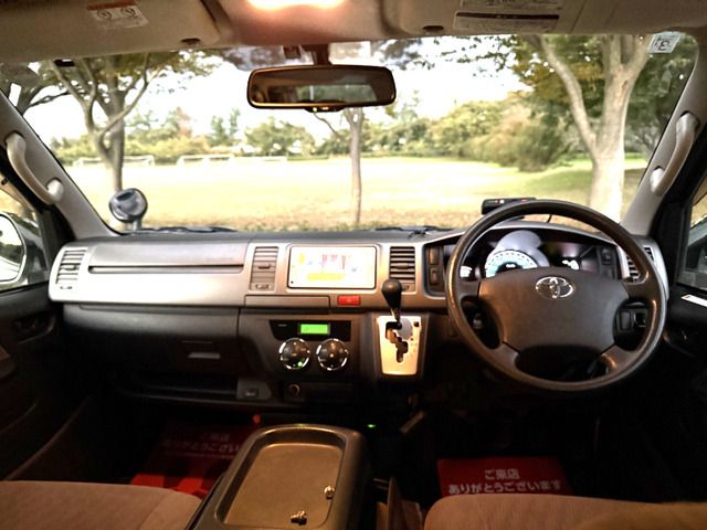 TOYOTA HIACE van 4WD 2014
