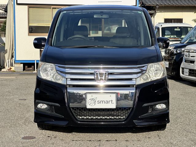 HONDA STEPWAGON SPADA 2009