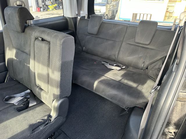 HONDA STEPWAGON SPADA 2009