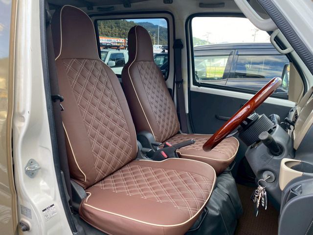 DAIHATSU HIJET CARGO 2012