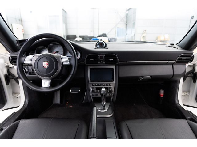 PORSCHE PORSCHE 911 2005