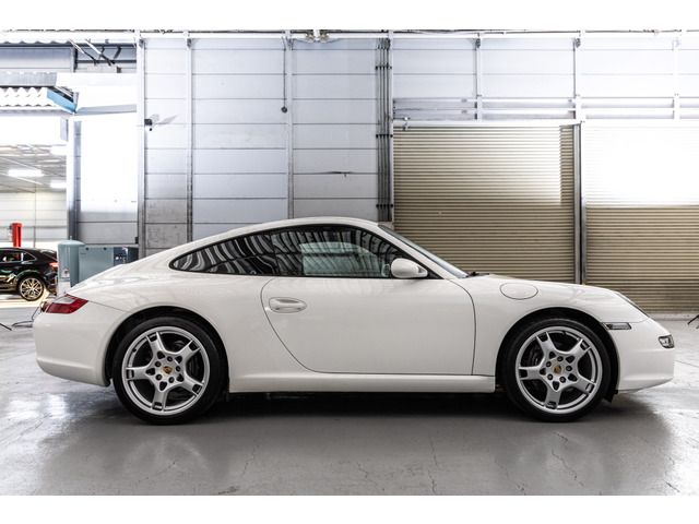 PORSCHE PORSCHE 911 2005