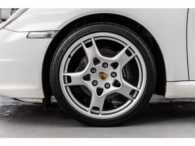 PORSCHE PORSCHE 911 2005