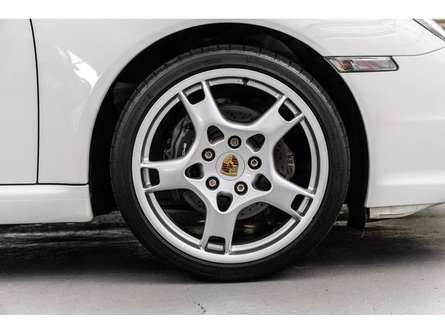 PORSCHE PORSCHE 911 2005