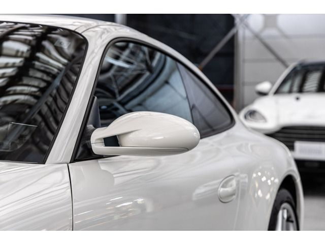 PORSCHE PORSCHE 911 2005