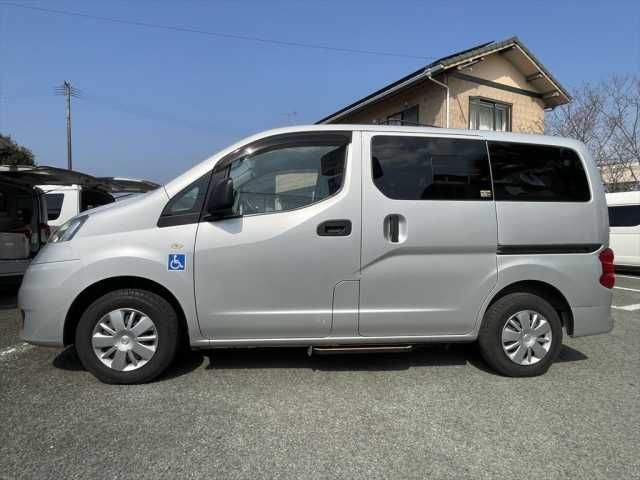 NISSAN NV200 VANETTE van 2018