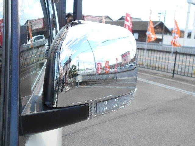 MITSUBISHI DELICA D:5 4WD 2011