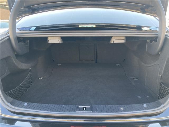 MERCEDES BENZ MERCEDES BENZ E class sedan 2013