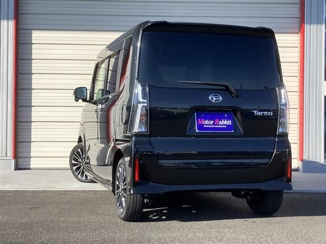 DAIHATSU TANTO CUSTOM 2022