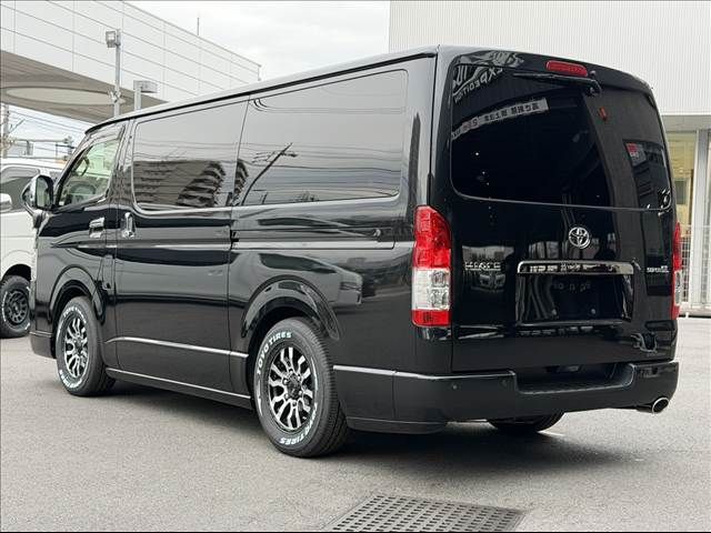 TOYOTA HIACE van 2WD 2021