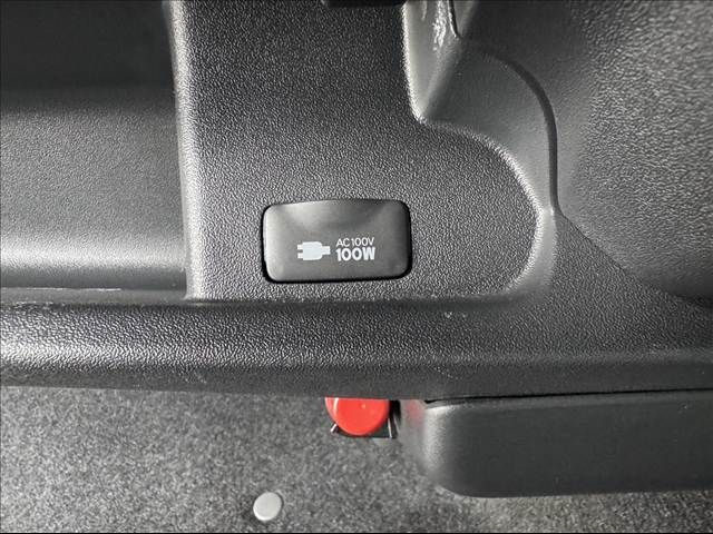 TOYOTA HIACE van 2WD 2021