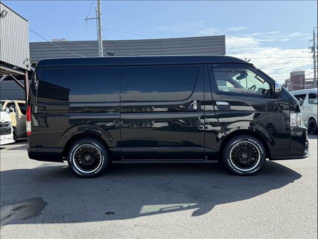 TOYOTA HIACE van 2WD 2018