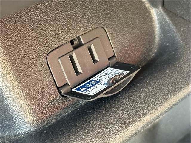 TOYOTA HIACE van 2WD 2018