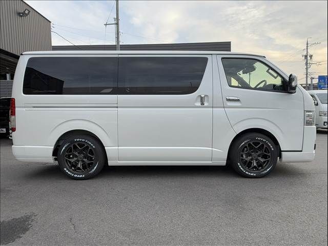 TOYOTA HIACE van 2WD 2025