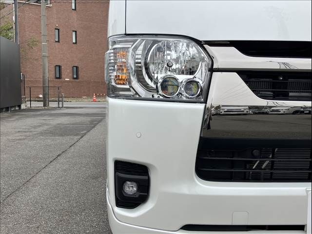 TOYOTA HIACE van 2WD 2025