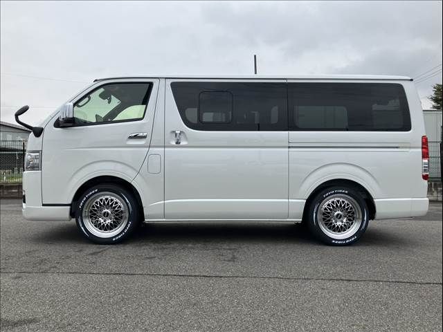 TOYOTA HIACE van 2WD 2025