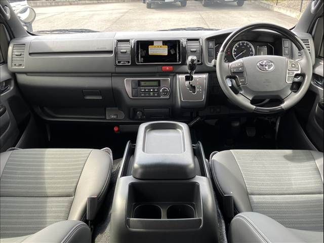 TOYOTA HIACE van 2WD 2025