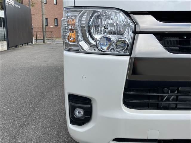 TOYOTA HIACE van 2WD 2025