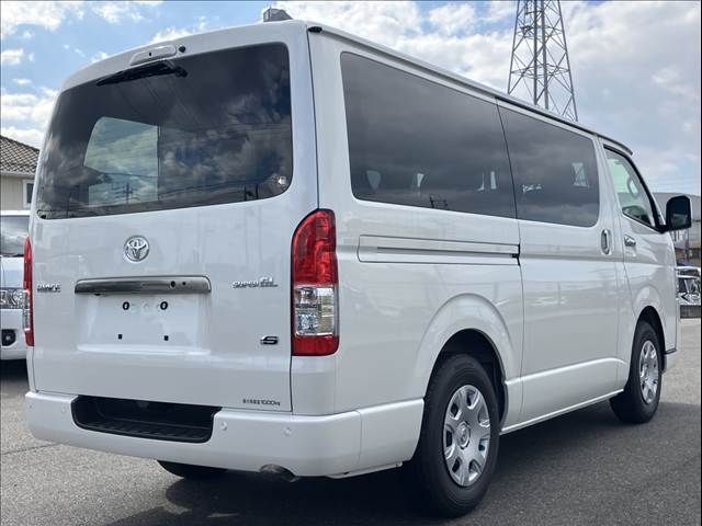TOYOTA HIACE van 2WD 2025
