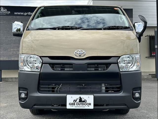 TOYOTA HIACE van 2WD 2025