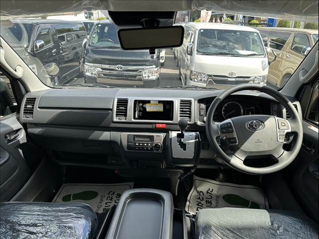 TOYOTA HIACE van 2WD 2025