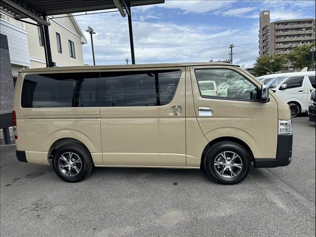 TOYOTA HIACE van 2WD 2025