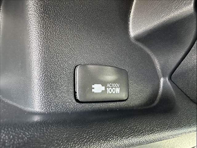 TOYOTA HIACE van 2WD 2025