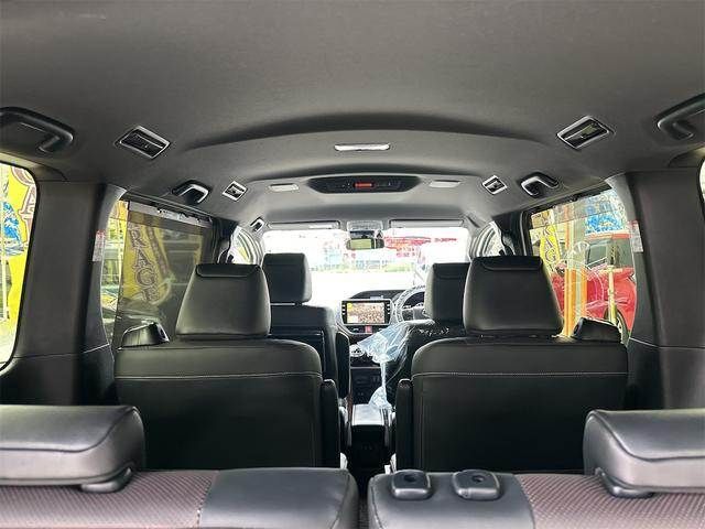 TOYOTA ESQUIRE HYBRID 2018