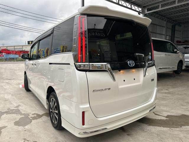 TOYOTA ESQUIRE HYBRID 2018