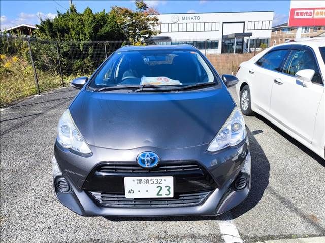 TOYOTA AQUA 2015