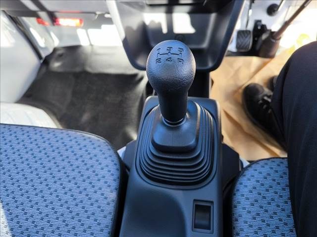 NISSAN CLIPPER truck 4WD 2025