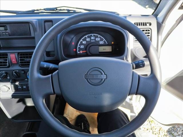 NISSAN CLIPPER truck 4WD 2025