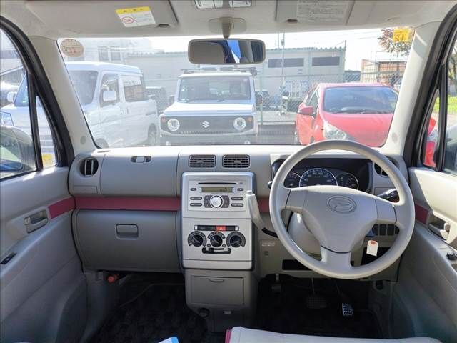 DAIHATSU MOVE CONTE 2010