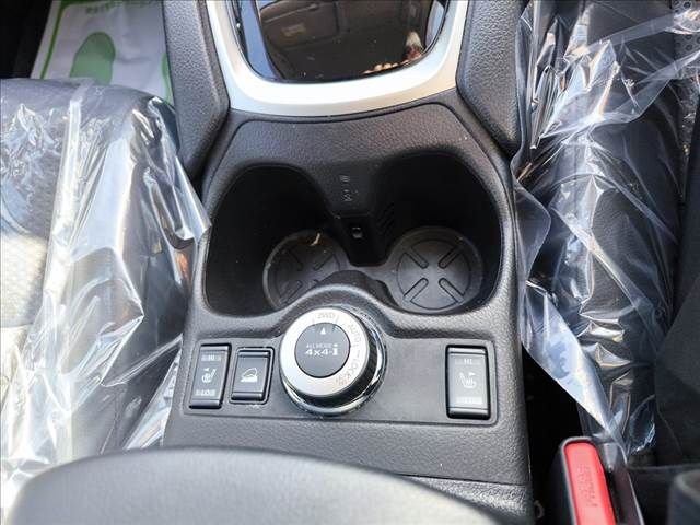 NISSAN X-TRAIL 4WD 2014