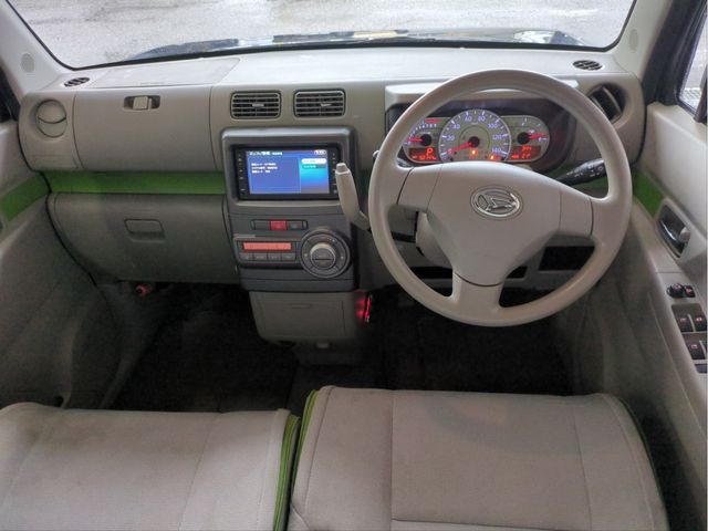 DAIHATSU MOVE CONTE 2013