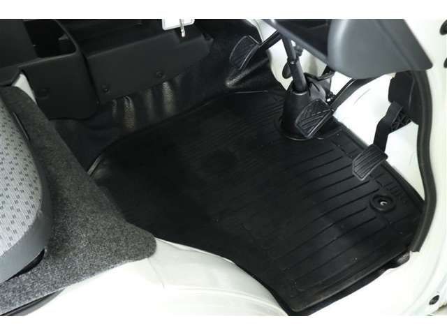 SUZUKI CARRY truck 4WD 2022