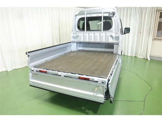 DAIHATSU HIJET truck 4WD 2023