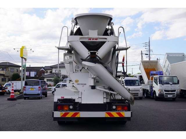 MITSUBISHI FUSOU FIGHTER 2016